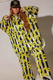 B-A-N-A-N-A-S Oversized Bow-Tie Set