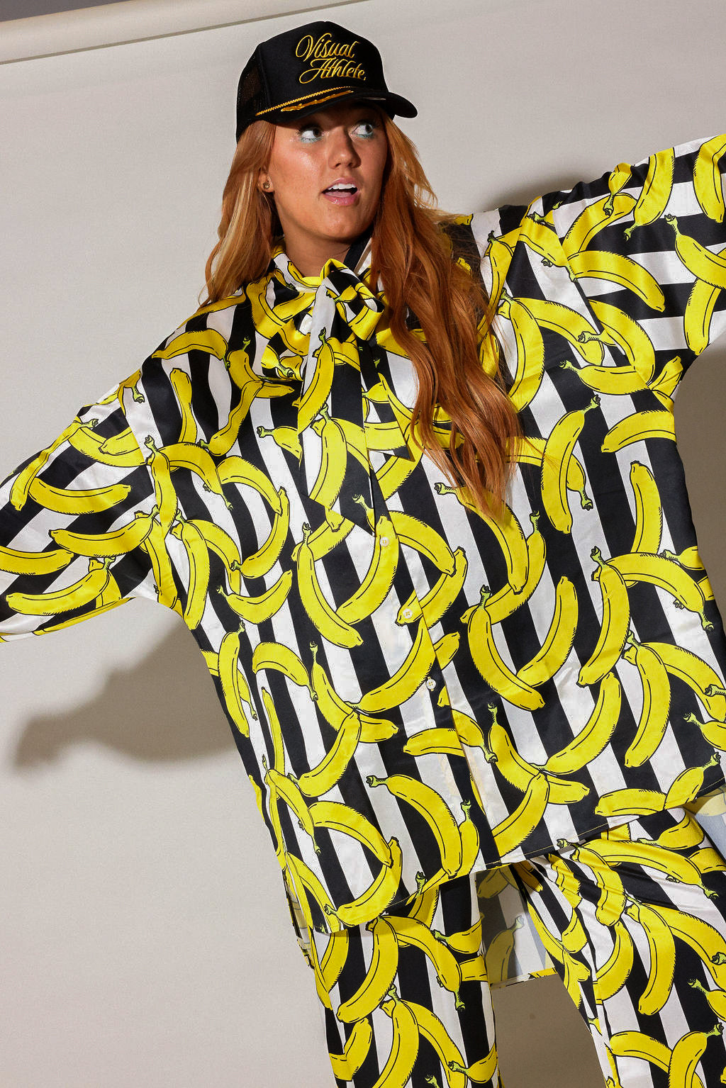 B-A-N-A-N-A-S Oversized Bow-Tie Set