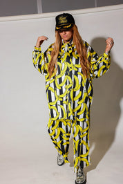 B-A-N-A-N-A-S Oversized Bow-Tie Set