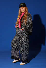 Main Character Smiley Duster