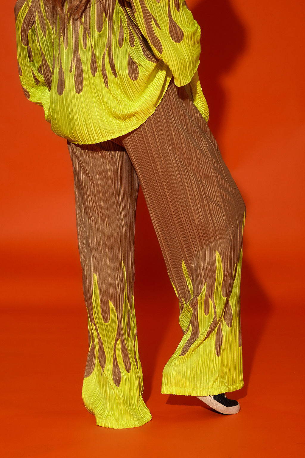 Burn Baby Burn Plisse Set