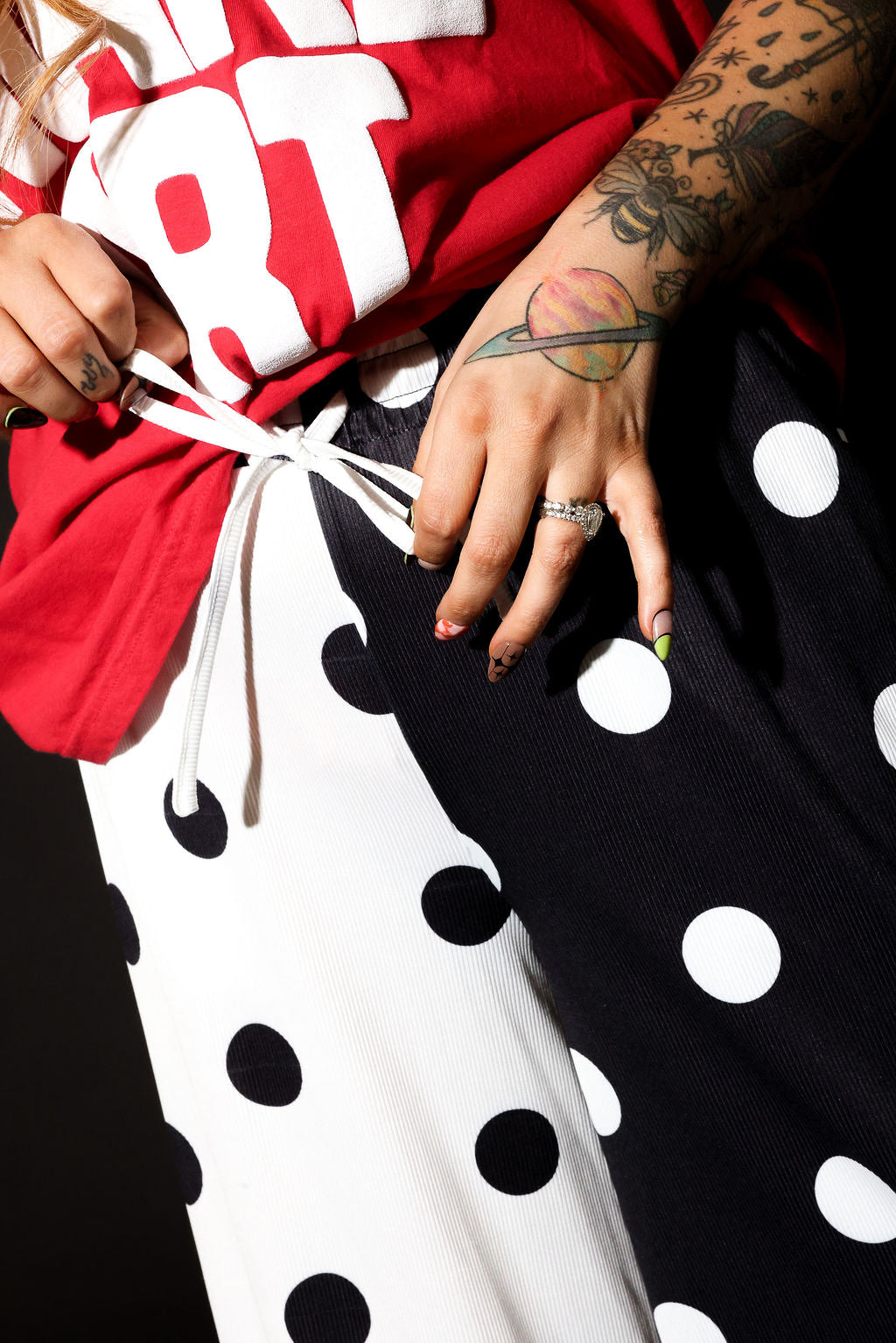 Two Sides Half & Half Cropped Pants (w/ Pockets)