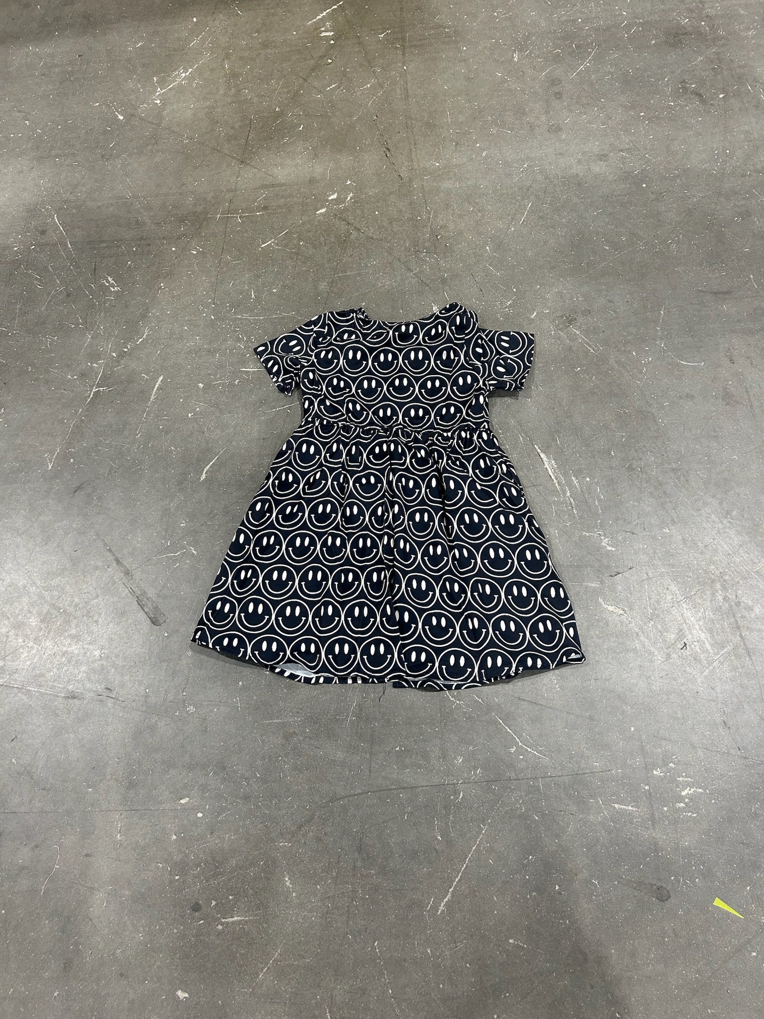 KID AVE Main Character Smiley Dress (MULTIPLE SIZES) | VIP Warehouse Sale