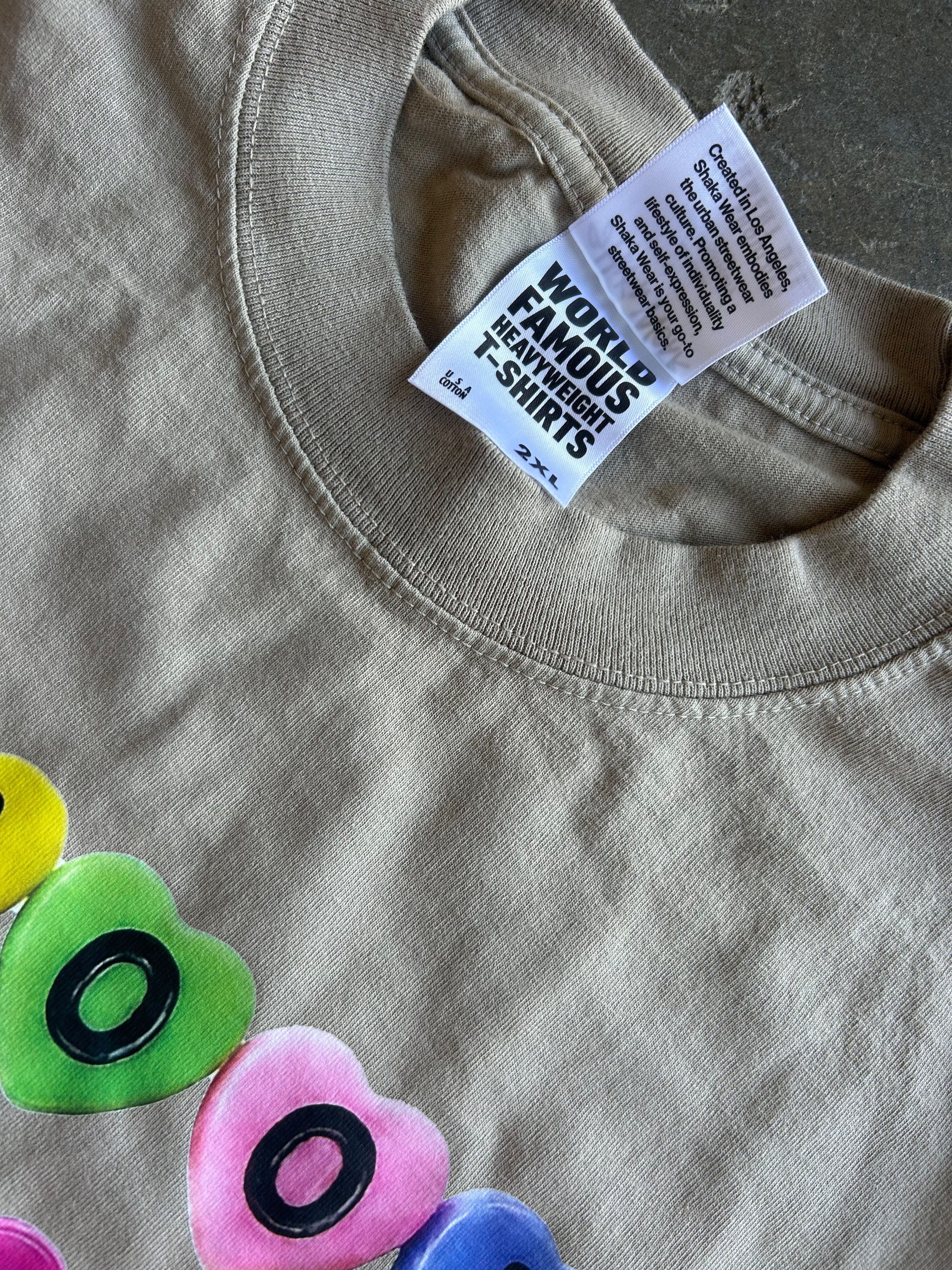Close up of 2XL tag