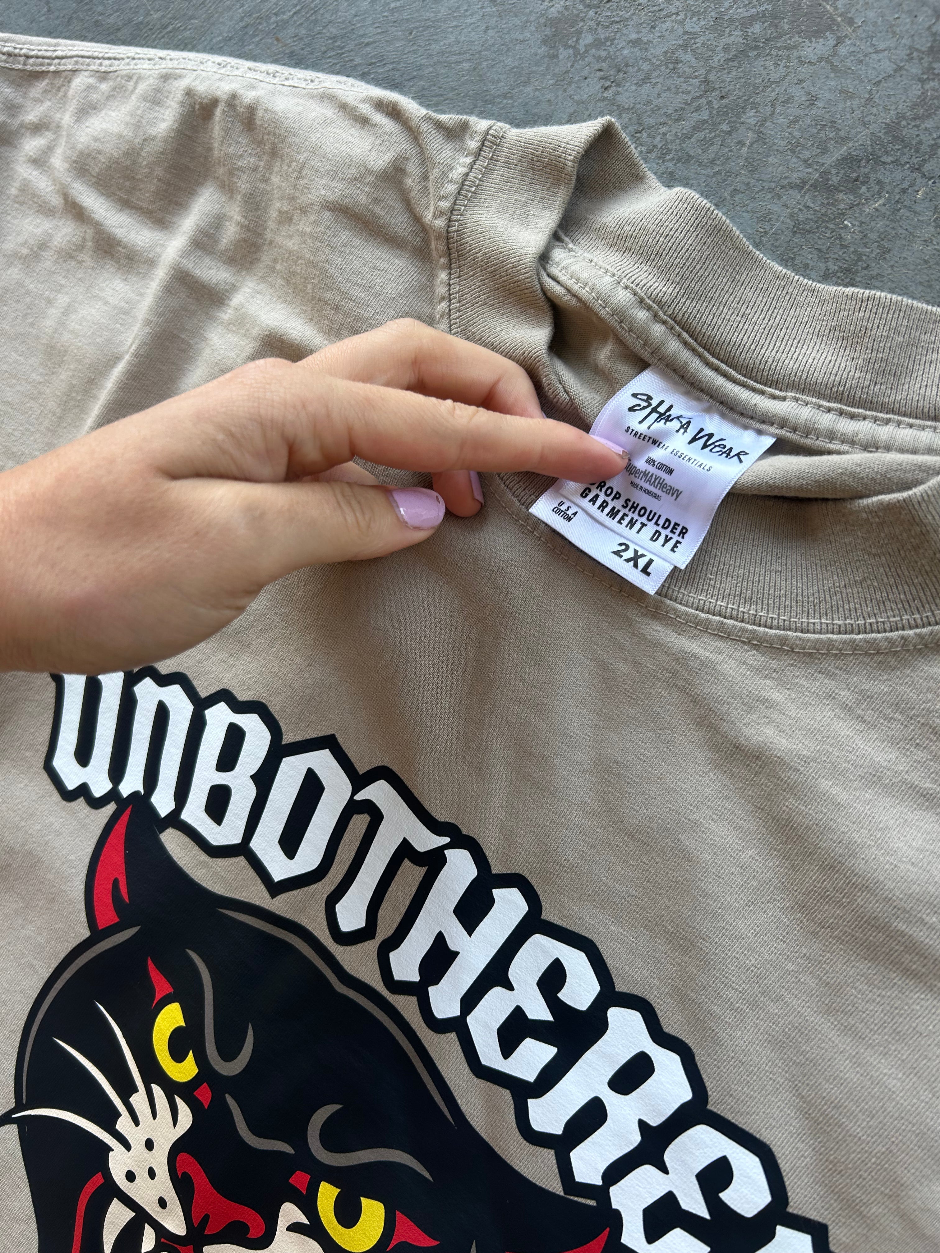 Close up of 2XL tag