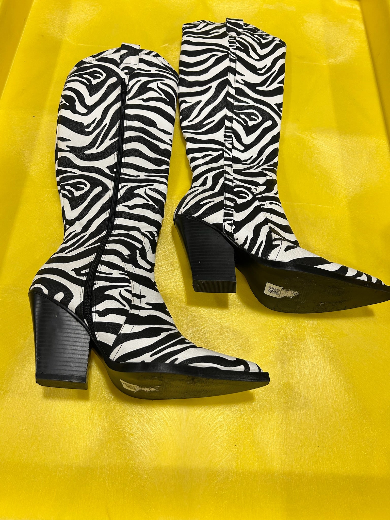 Zebra Cowboy Boots (Size WOMENS 9) | VIP Virtual Warehouse Sale – Burnt ...
