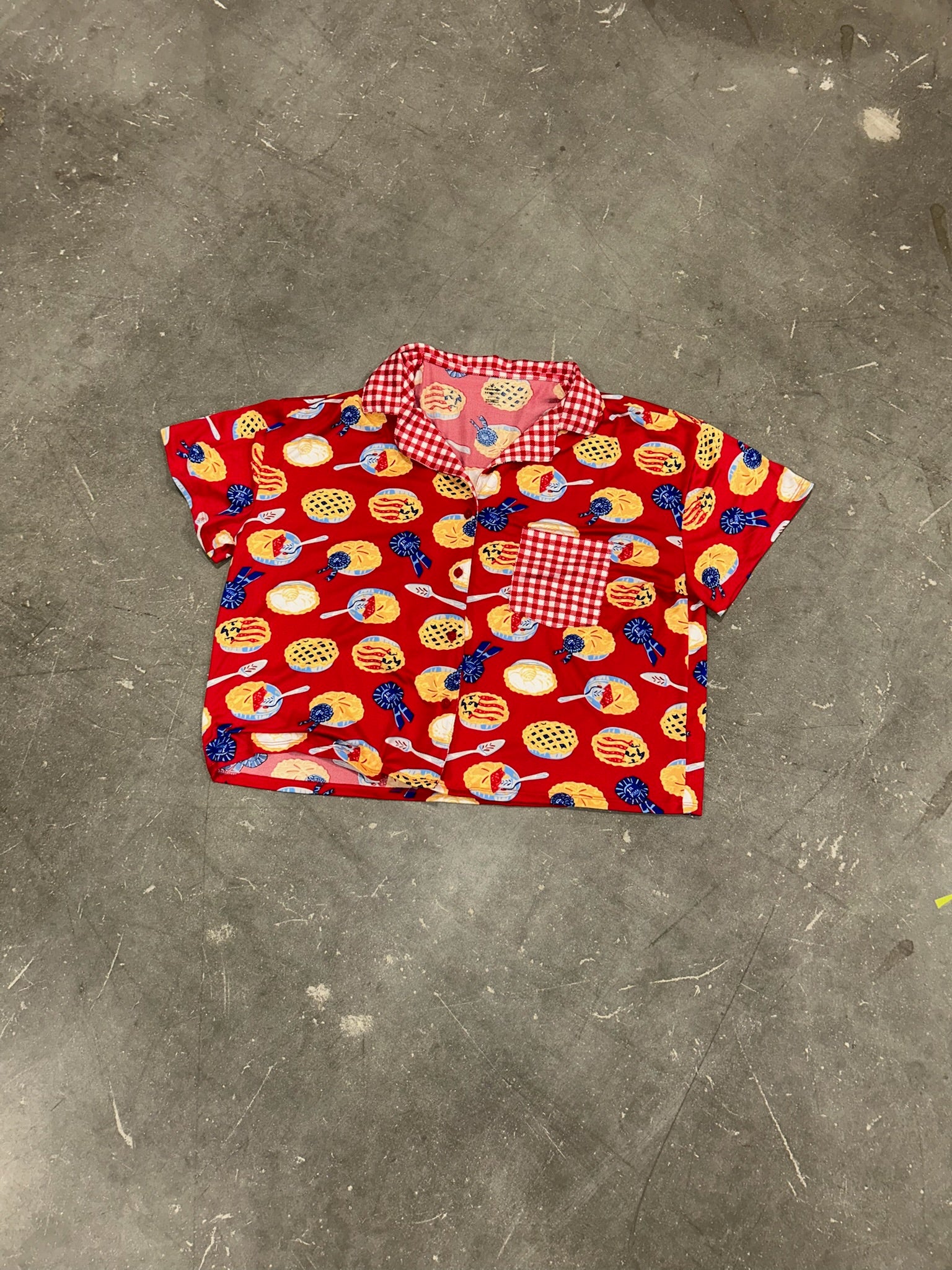 Button up (Size L) | VIP Warehouse Sale
