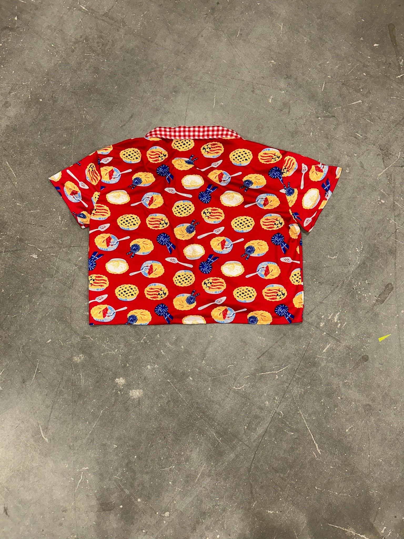 Button up (Size L) | VIP Warehouse Sale
