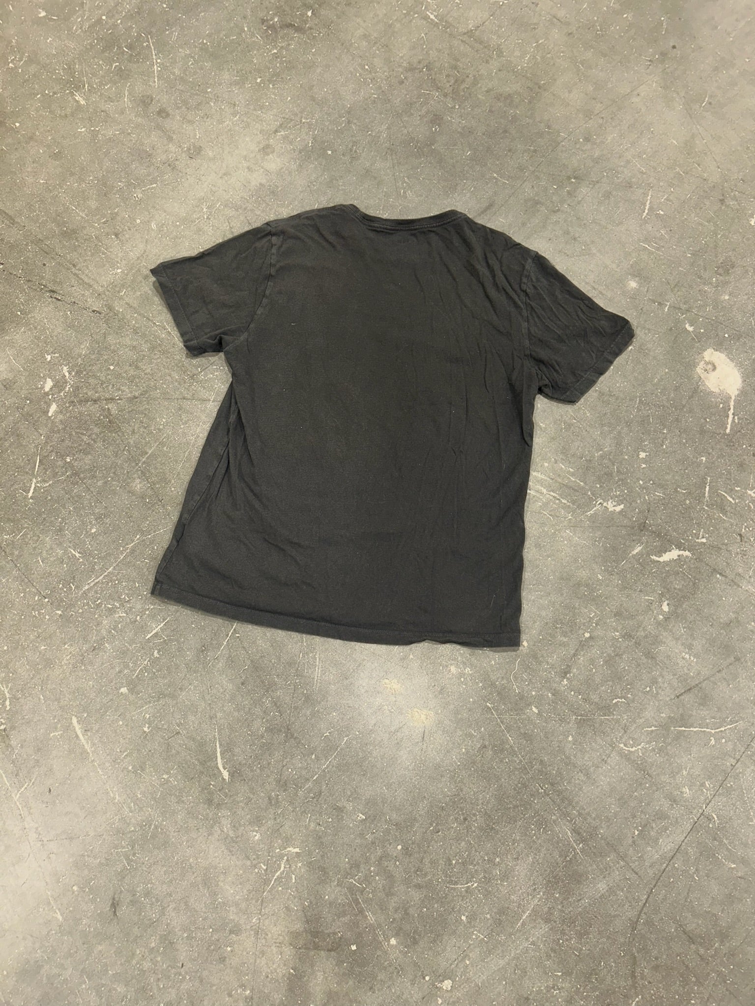 Old Navy Metallic Graphic Tee (Size M) | VIP Warehouse Sale