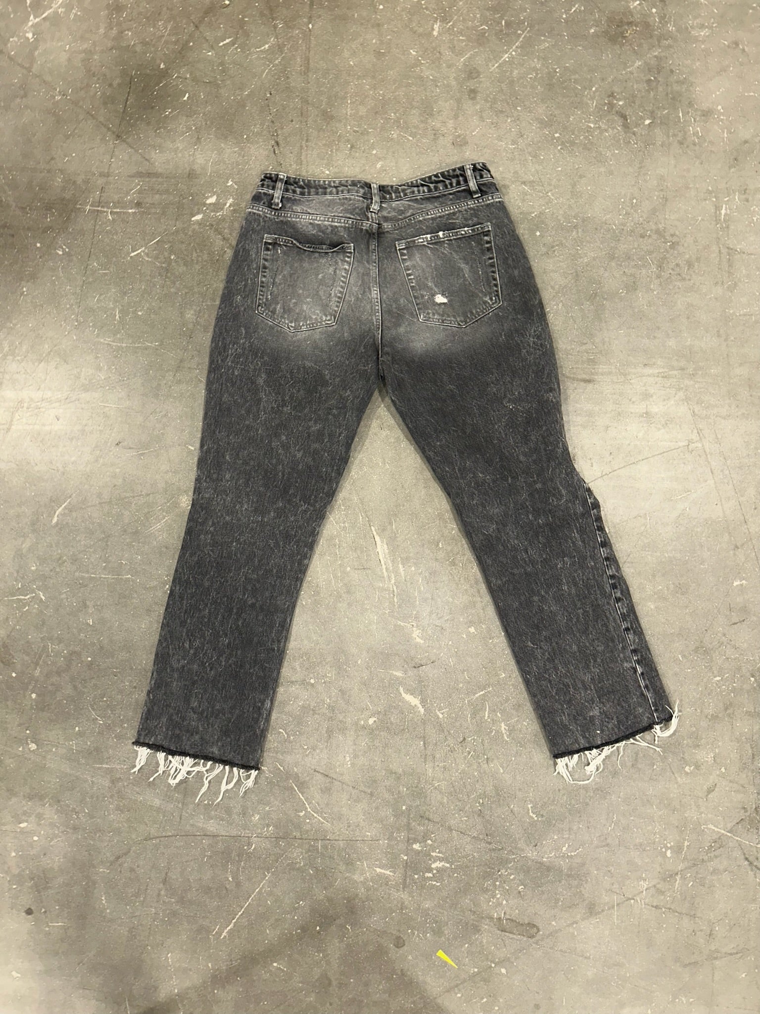 Ceros Jeans (Size 32) | VIP Warehouse Sale