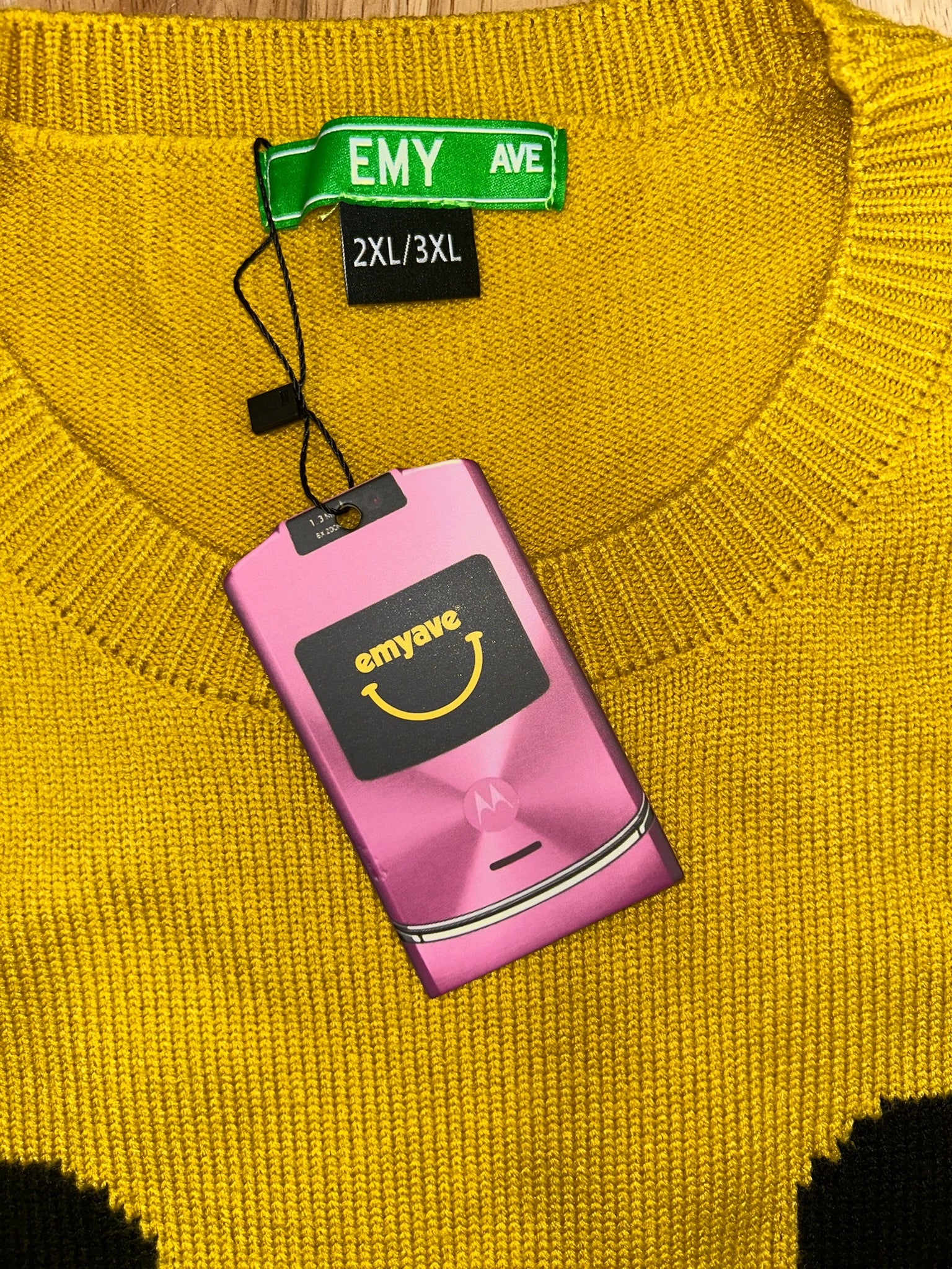 Big Mood Smiley Oversized Sweater (Size 2X/3X) | VIP Warehouse Sale
