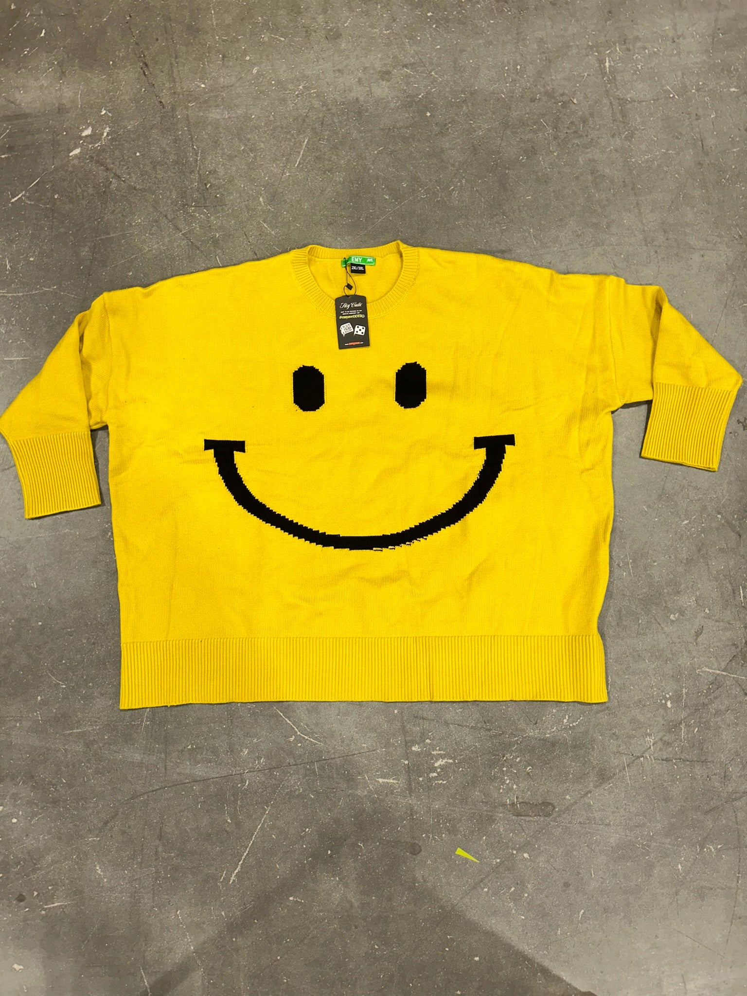 Big Mood Smiley Oversized Sweater (Size 2X/3X) | VIP Warehouse Sale