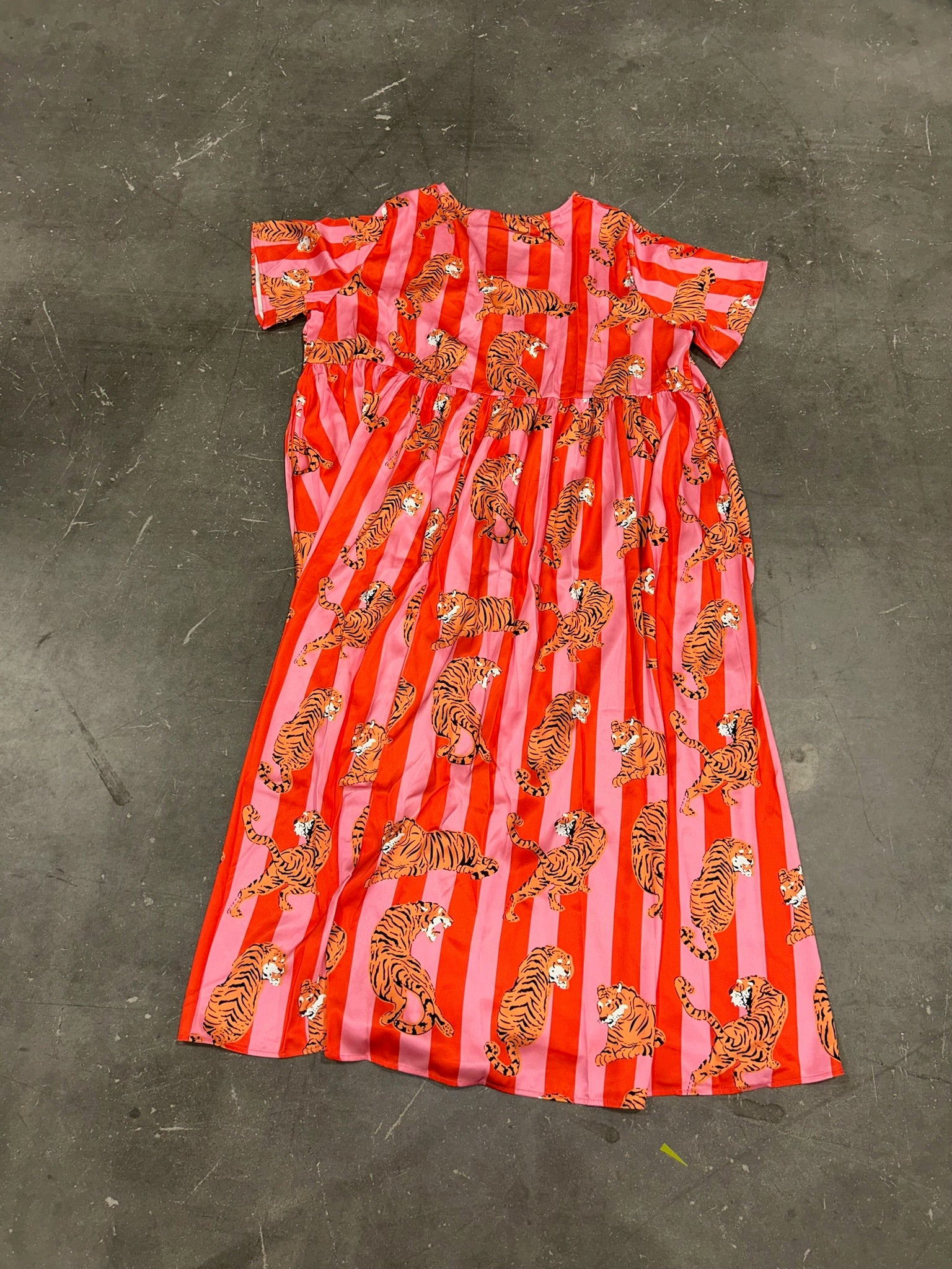 Hear me Roar (Size 2X/3X) | VIP Warehouse Sale