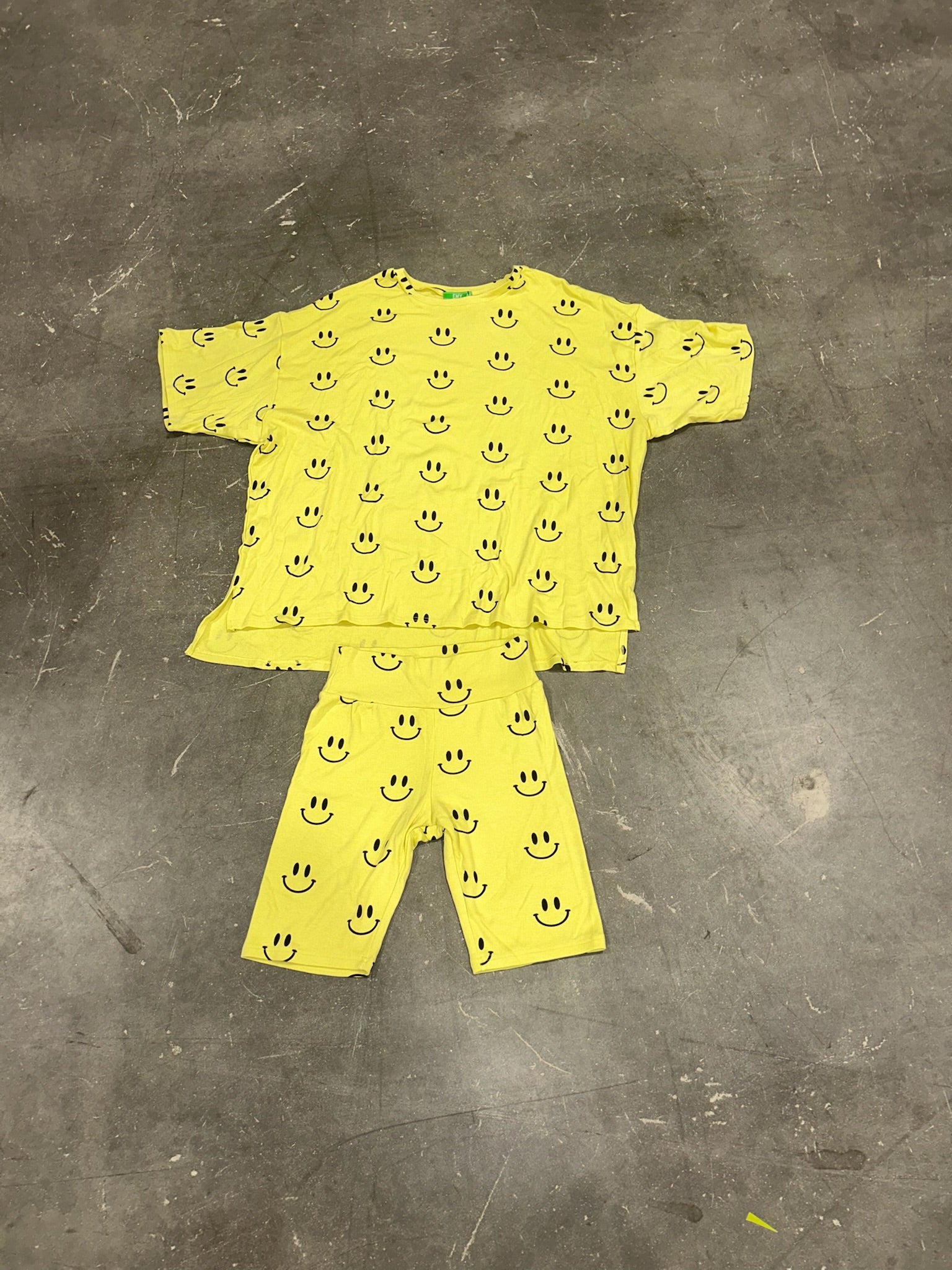 Oversized Smiley Biker Set (Size S/M) | VIP Warehouse Sale