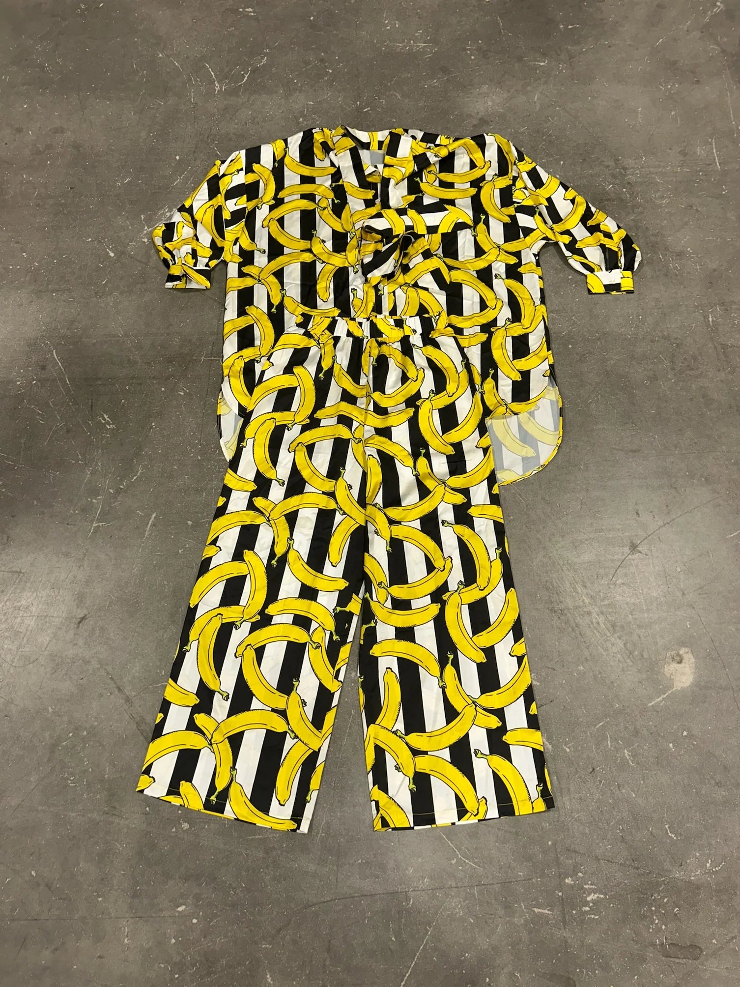 Bananas Set (Size L/XL) | VIP Warehouse Sale