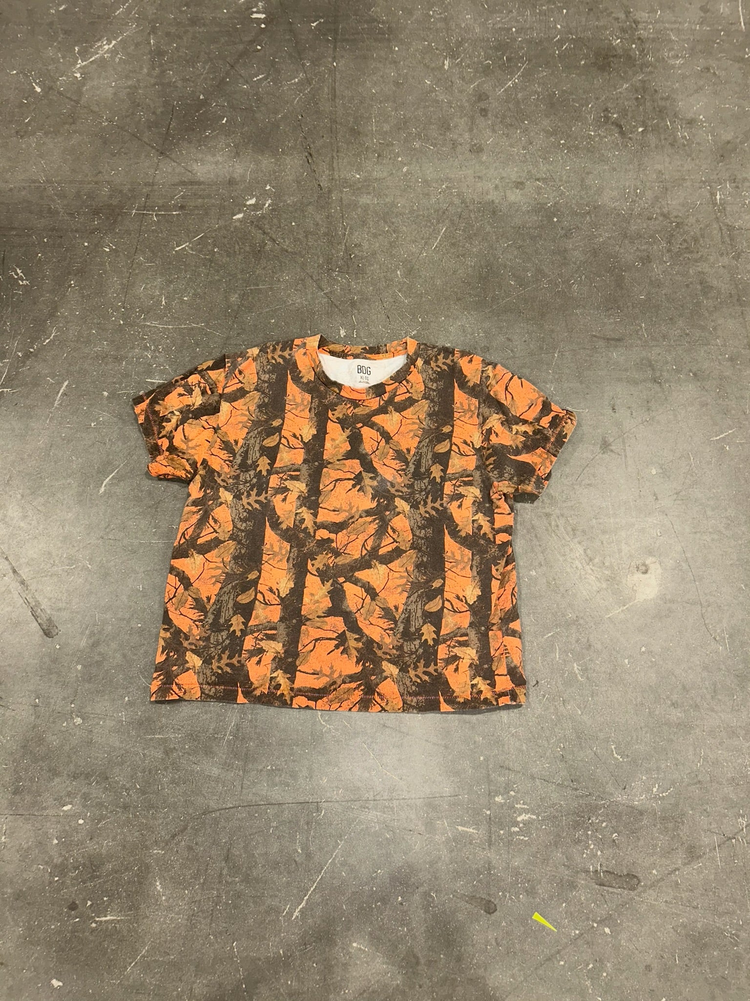 BDG Orange Camo Tee (Size XL) | VIP Warehouse Sale