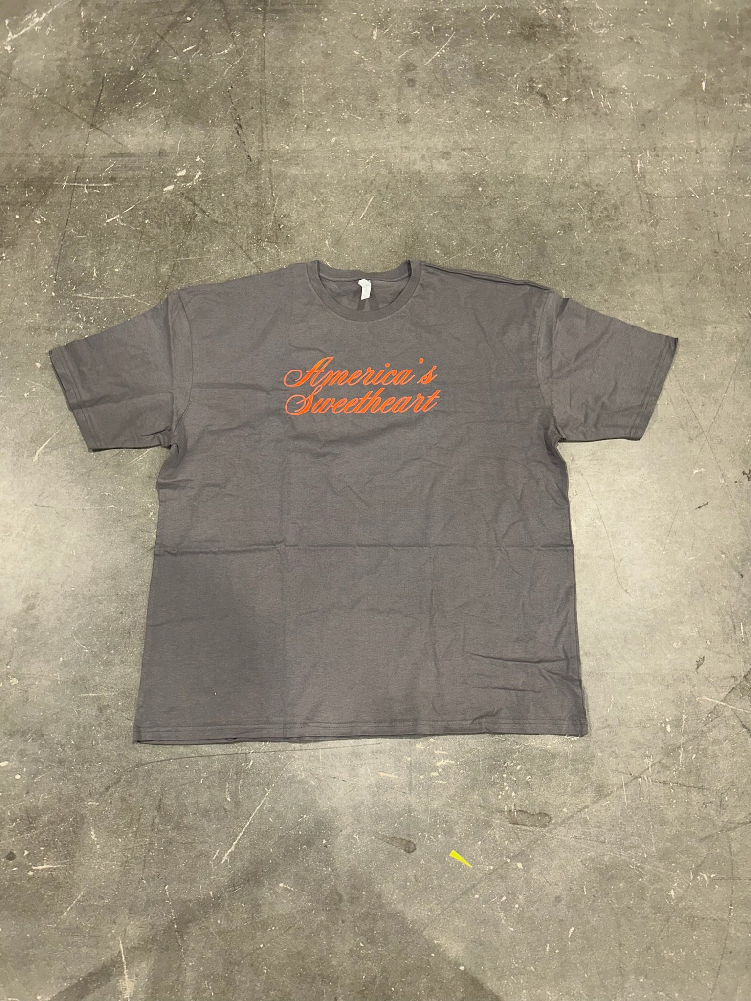 America's Sweetheart Graphic Tee (Size 3XL) | VIP Warehouse Sale