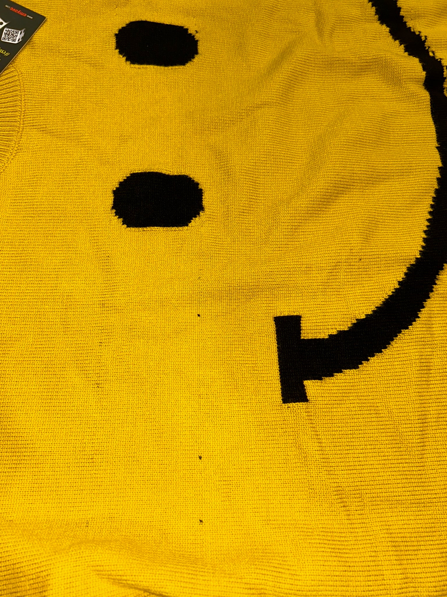 Big Mood Smiley Oversized Sweater DEFECTIVE (Size 2X/3X) | VIP Warehouse Sale