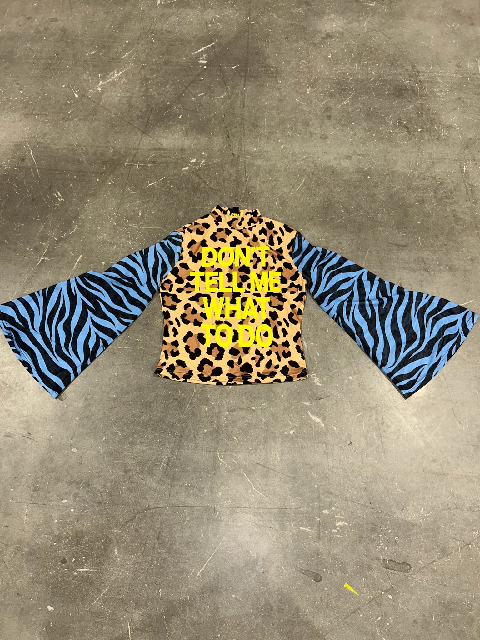 Don't Tell Me Star Bell Sleeve Mesh Top- BACKWARDS (Size M/L) | VIP Warehouse Sale