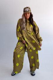 Spot On Oversized Bow-Tie Set